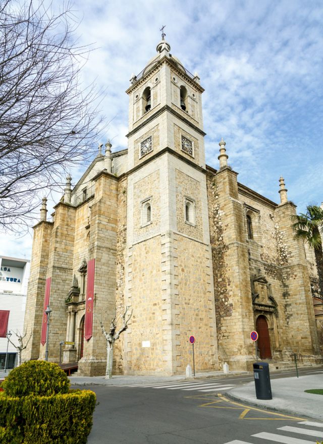 Iglesia Parroquial de Santiago en Don Benito