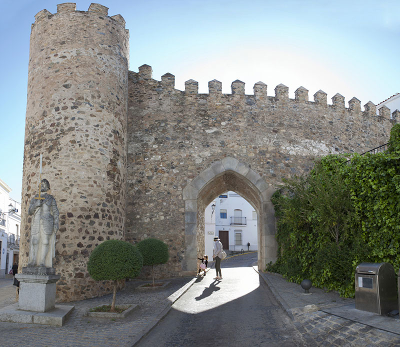 Puerta de Burgos en Jerez de los Caballeros